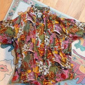Vintage Rayon Men’s Button Down 90s casual short sleeve shirt Medium Small